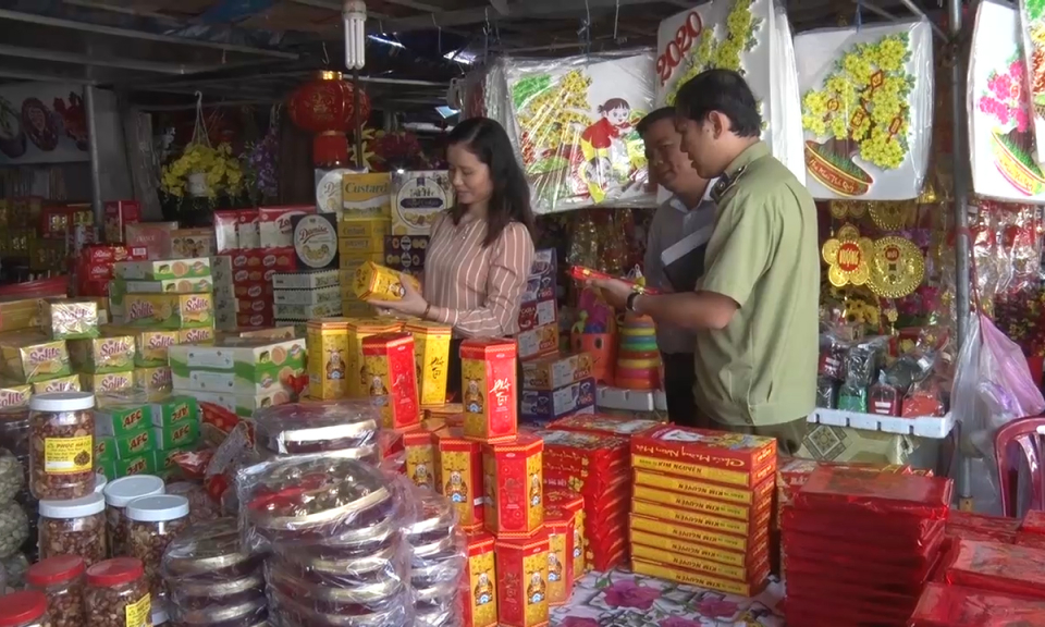 Đức Hòa: Kiểm tra an toàn thực phẩm tết nguyên đán Canh Tý 2020