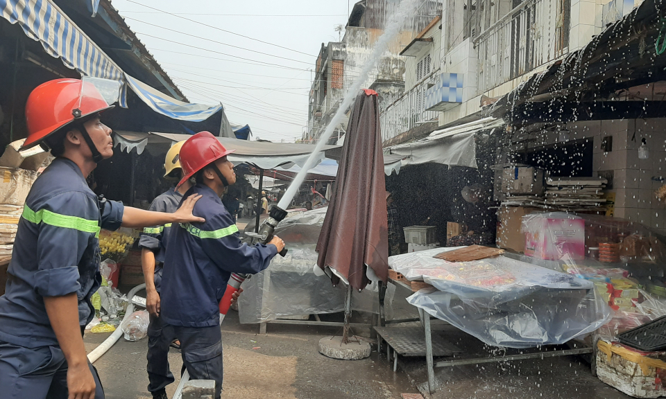 TP Tân An: Diễn tập phương án chữa cháy, cứu nạn, cứu hộ