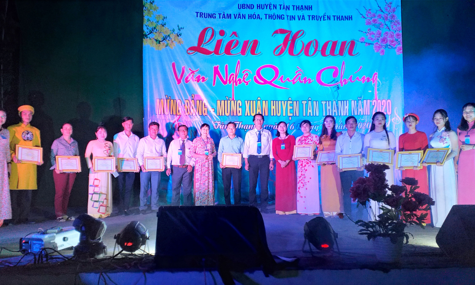 Tân Thạnh: Liên hoan văn nghệ mừng Đảng &#8211; Mừng xuân Canh Tý năm 2020