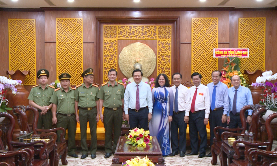Các sở, ban ngành, đoàn thể chúc Tết lãnh đạo Tỉnh Long An nhân dịp đón mừng Xuân mới Canh Tý 2020
