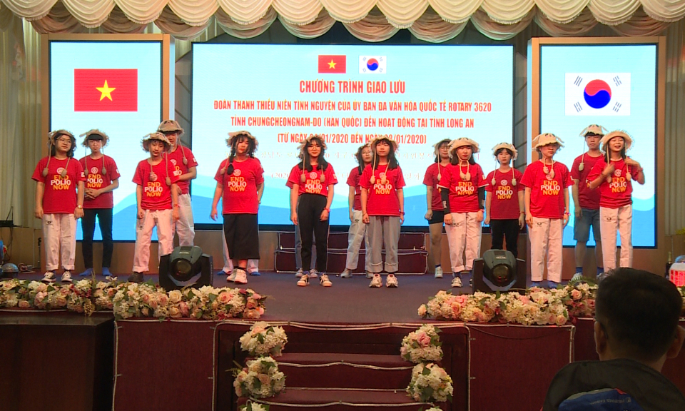 Chương trình giao lưu với thanh thiếu niên tình nguyện tỉnh Chungcheongnam-Do Hàn Quốc