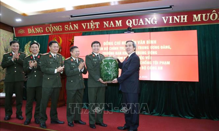 Chủ động, quyết liệt trong phòng, chống tội phạm trên không gian mạng