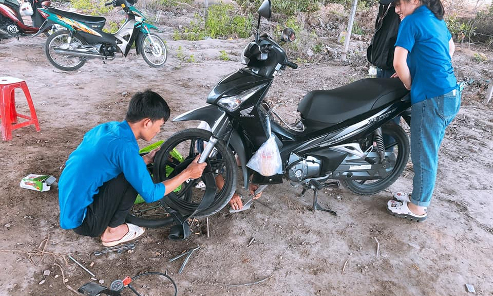 Thanh niên Bến Lức với nhiều hoạt động xung kích vì cộng đồng trong kỳ nghỉ tết nguyên đán
