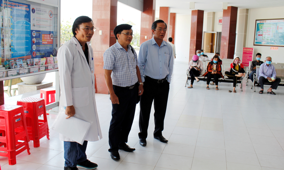 Kiểm tra công tác phòng chống dịch bệnh viêm đường hô hấp do chủng mới vi rút Corona tại Cần Đước
