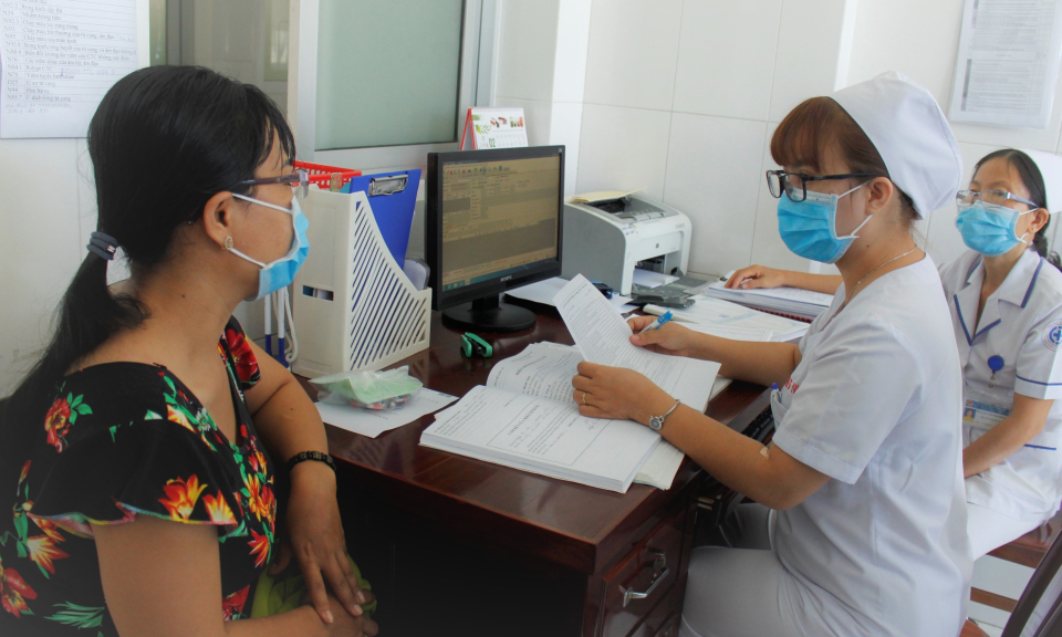 Nữ bác sĩ không ngừng nâng cao y đức