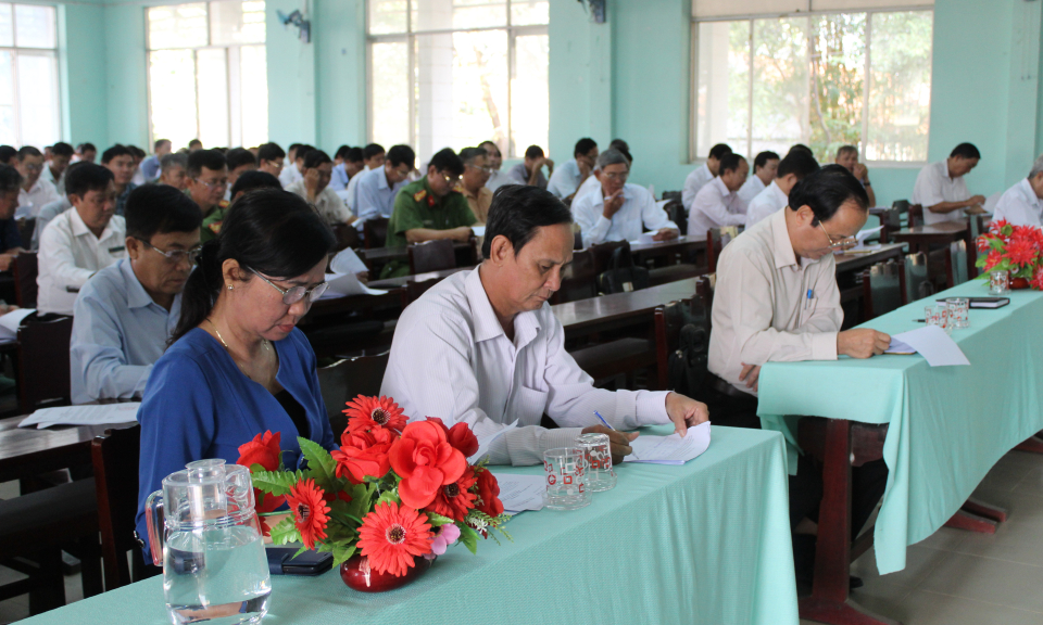 Đức Huệ: Lấy ý kiến bổ sung quy hoạch cán bộ