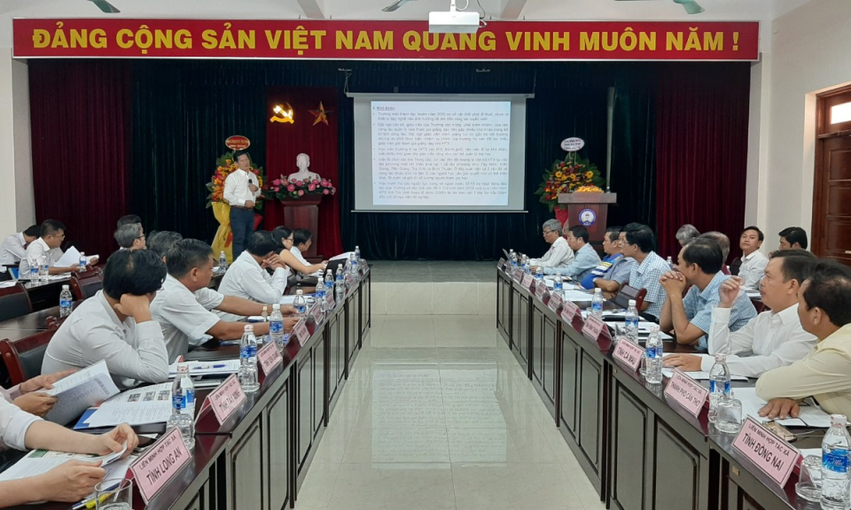 Trường Trung cấp Nghề và Đào tạo Cán bộ HTX Miền Nam tổng kết công tác phối hợp đào tạo