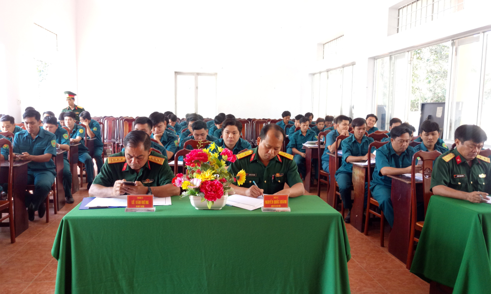 Bến Lức: Tổng kết nhiệm vụ huấn luyện năm 2019