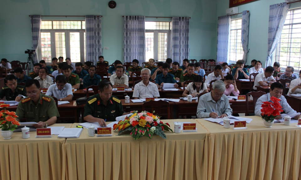Đức Huệ: Họp rút kinh nghiệm công tác tuyển quân năm 2020
