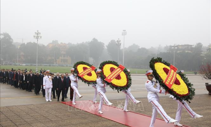 Lãnh đạo Đảng, Nhà nước vào Lăng viếng Chủ tịch Hồ Chí Minh