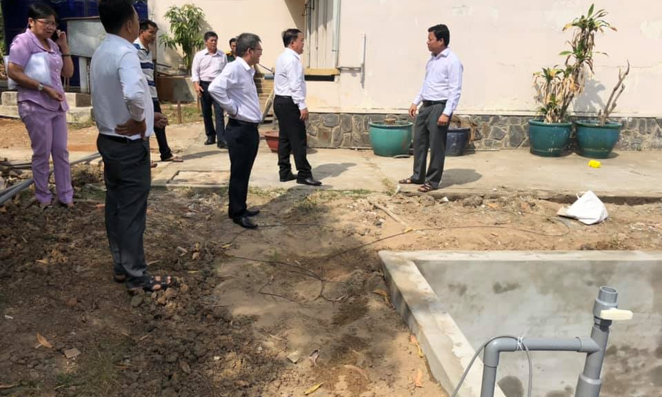 UBND tỉnh Long An kiểm tra tiến độ thành lập Khu cách ly và Bệnh viện dã chiến tại Bến Lức