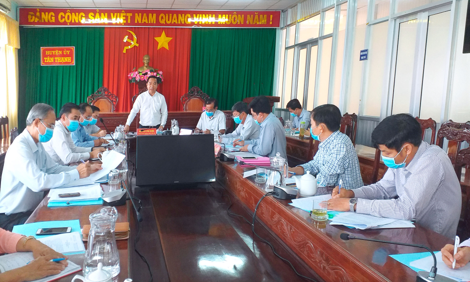 Tỉnh ủy làm việc Huyện ủy Tân Thạnh về công tác chuẩn bị Đại hội Đảng