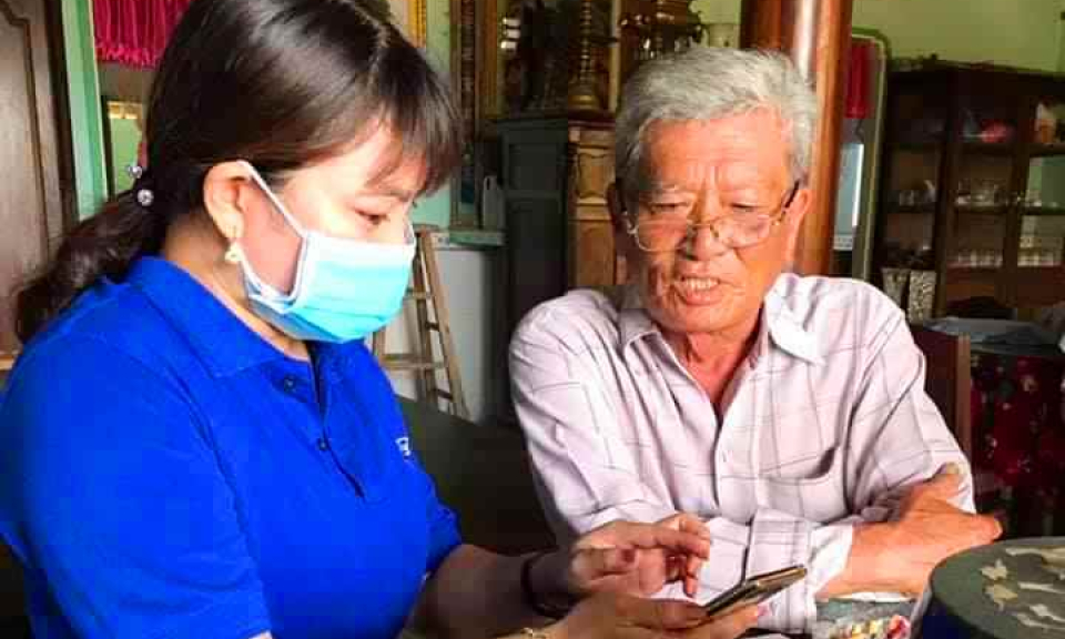 Cần Đước: Thực hiện khai báo y tế qua phần mềm NCOVI