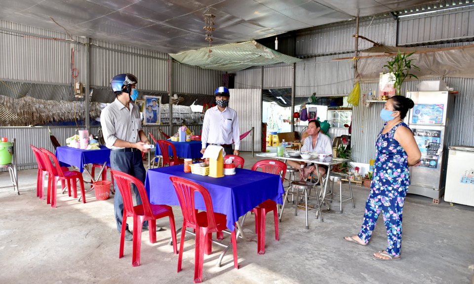 Tân Hưng: Còn nhiều hộ kinh doanh chưa thực hiện nghiêm Chỉ thị 16 của TTCP