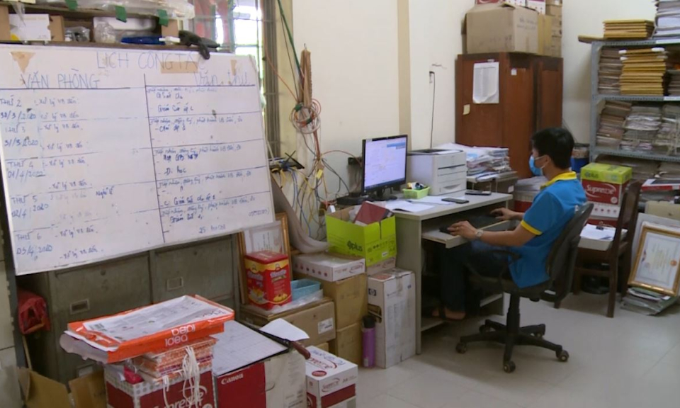 Giảm người làm việc tại công sở: Hiệu quả công việc vẫn bảo đảm