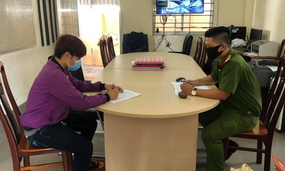 Bến Lức: Xử phạt vi phạm hành chính đối tượng báo thông tin giả