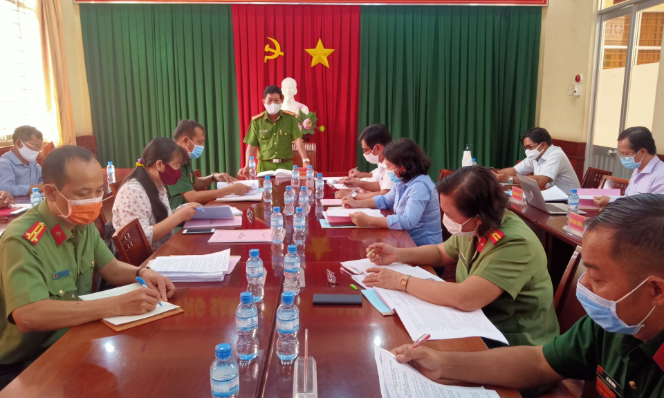 Bến Lức: Kiểm tra phương án cách ly y tế, phòng chống Covid-19