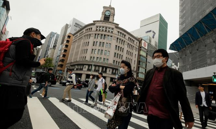 Tokyo yêu cầu người dân hạn chế ra ngoài, Oska cho học sinh nghỉ đến hết tháng 6