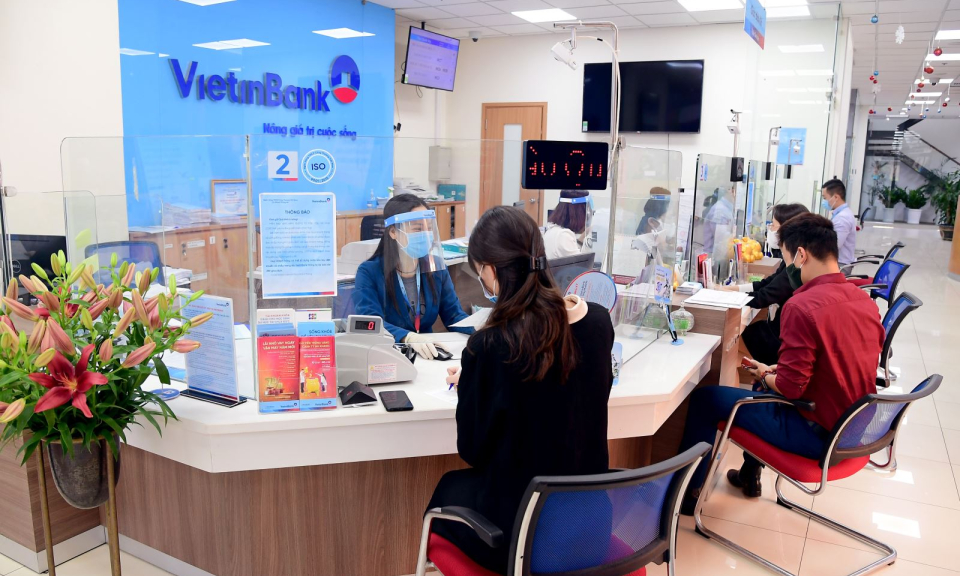 VietinBank tiếp tục giảm 2% lãi suất cho vay, đưa ra chương trình tín dụng 60.000 tỷ đồng hỗ trợ khách hàng