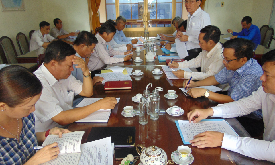 Ban Pháp chế Hội đồng nhân dân tỉnh Long An giám sát tại Châu Thành