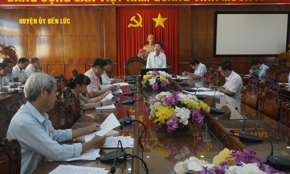 Bến Lức: Hội nghị Bí thư Đảng ủy các xã, thị trấn