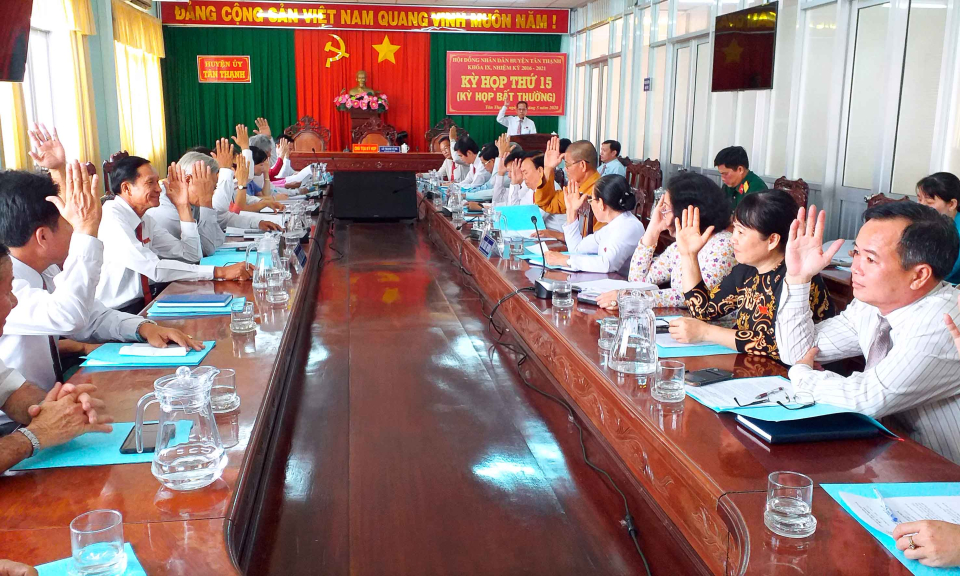 Kỳ họp thứ 15 HĐND huyện Tân Thạnh khóa IX, nhiệm kỳ 2016 &#8211; 2021