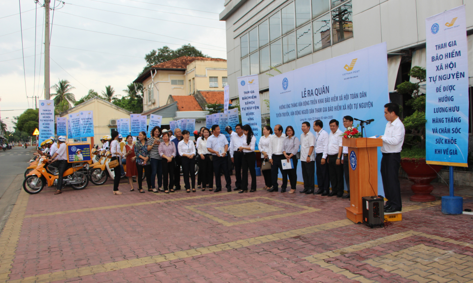 Long An ra quân hưởng ứng &#8220;Tháng vận động triển khai BHXH toàn dân”