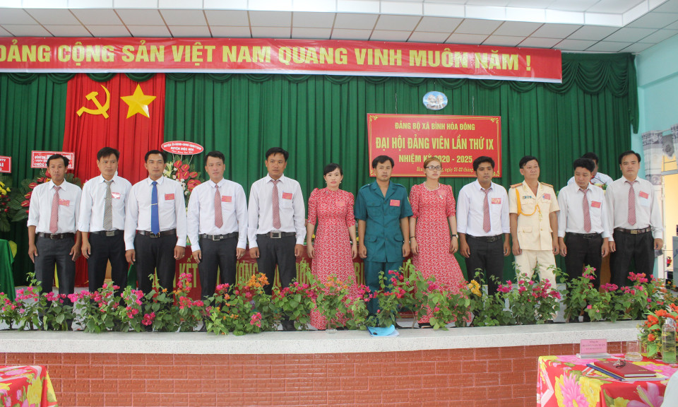 Mộc Hóa tổ chức thành công đại hội đảng bộ Xã Bình Hòa Đông, nhiệm kỳ 2020-2025