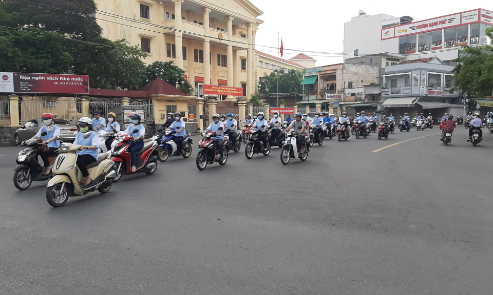 TP Tân An, Đức Hòa: Mitting hưởng ứng ngày thế giới không hút thuốc lá