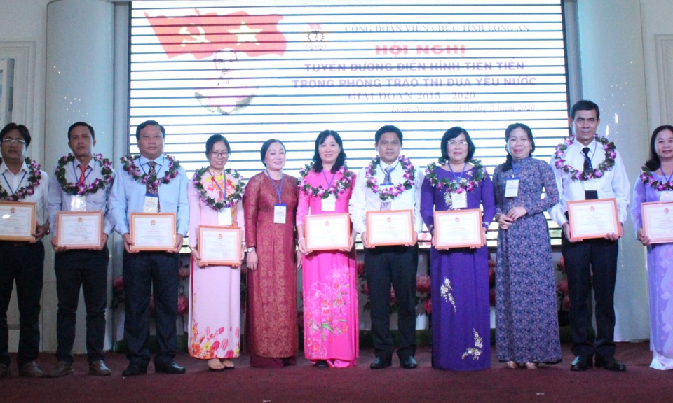 Tuyên dương 68 điển hình tiên tiến trong phong trào thi đua yêu nước, giai đoạn 2015 – 2020