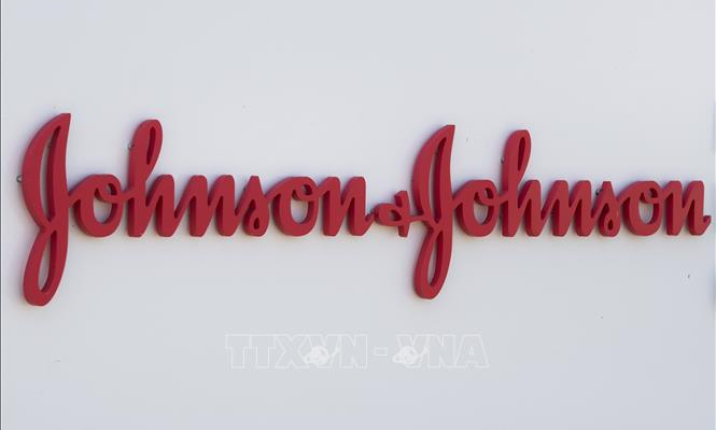 Johnson & Johnson ngừng bán phấn rôm có chứa bột Talc dành cho trẻ em tại Mỹ và Canada