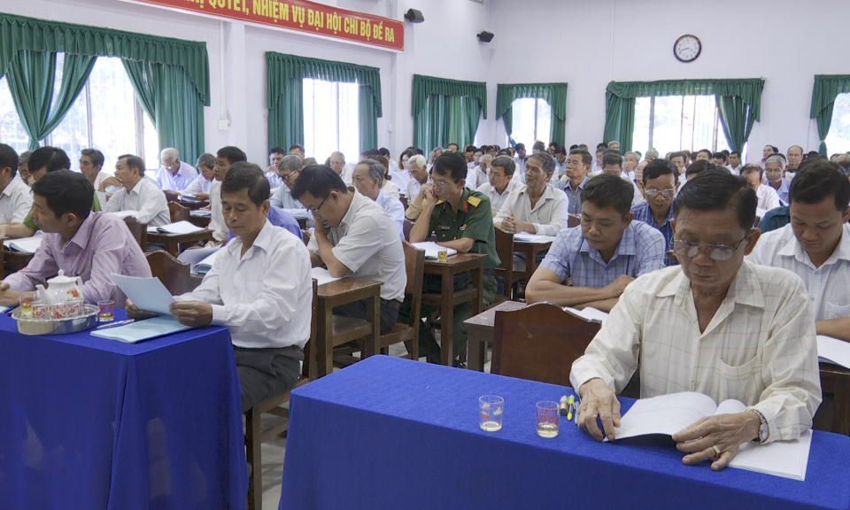 Thạnh Hóa: Hội nghị triển khai công tác bầu cử Trưởng ấp, khu phố