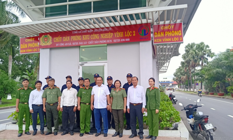 Bến Lức: Ra mắt Đội dân phòng đảm bảo an ninh, trật tự trong Khu công nghiệp Vĩnh Lộc 2