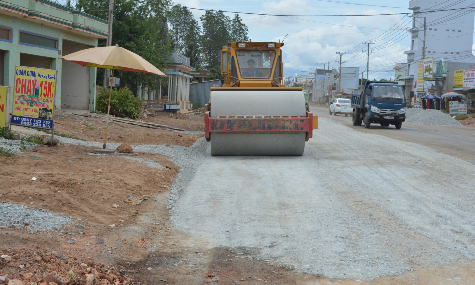 Cần Giuộc: Tập trung xây dựng và giải ngân các công trình XDCB