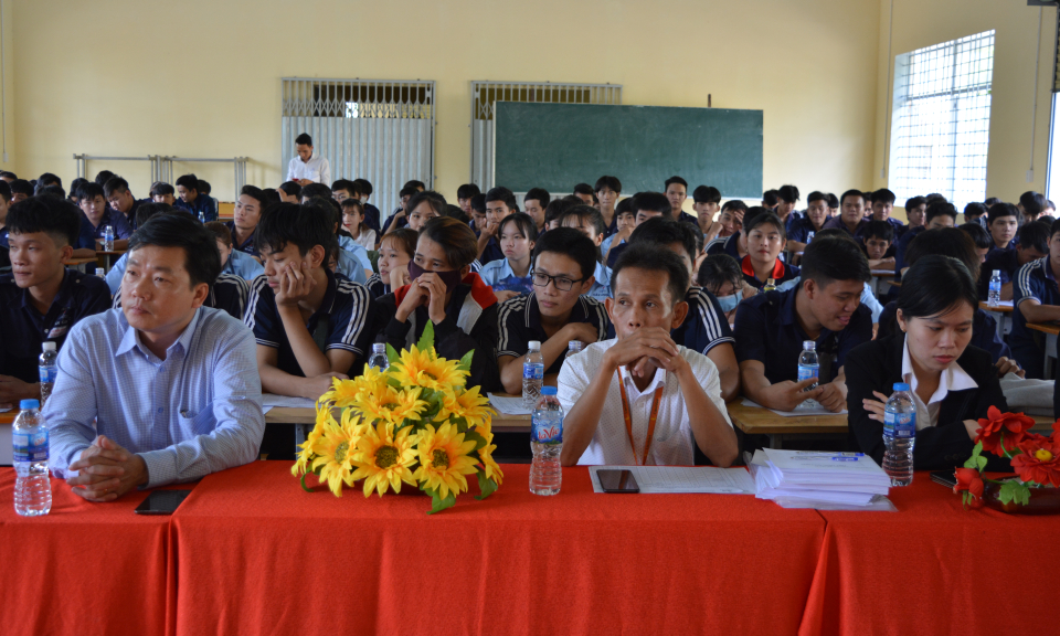 Cần Giuộc: Hội nghị tư vấn, tuyên truyền về công tác xuất khẩu lao động