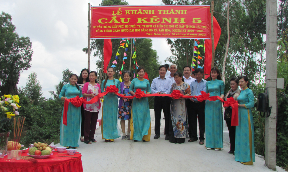 Bến Lức: Xã Tân Hòa khánh thành cầu giao thông nông thôn
