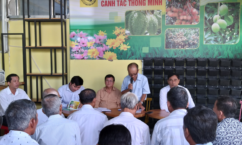 Long An ra mắt câu lạc bộ canh tác thông minh