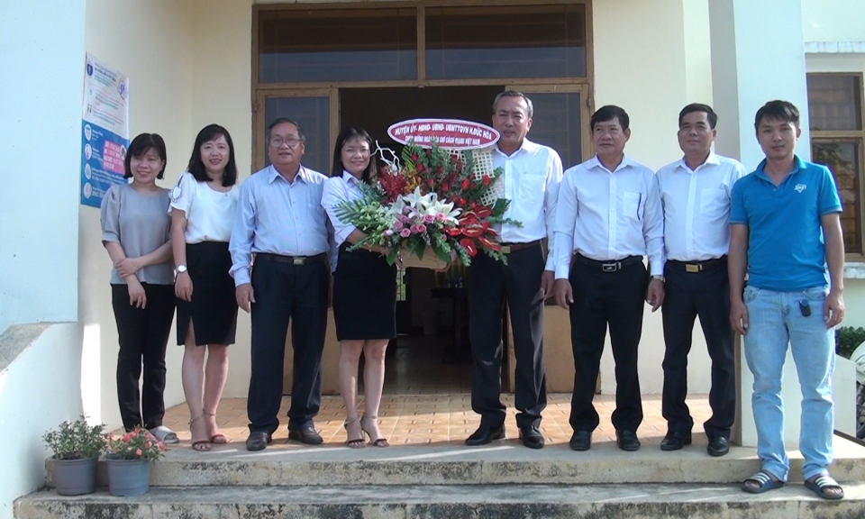 Chúc mừng phóng viên nhân kỷ niệm 95 năm ngày Báo chí cách mạng Việt Nam
