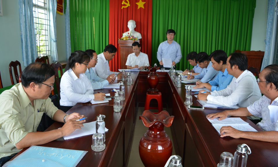 Trung ương Hội nông dân kiểm tra công tác vay vốn tại xã Phước Hậu, Cần Giuộc