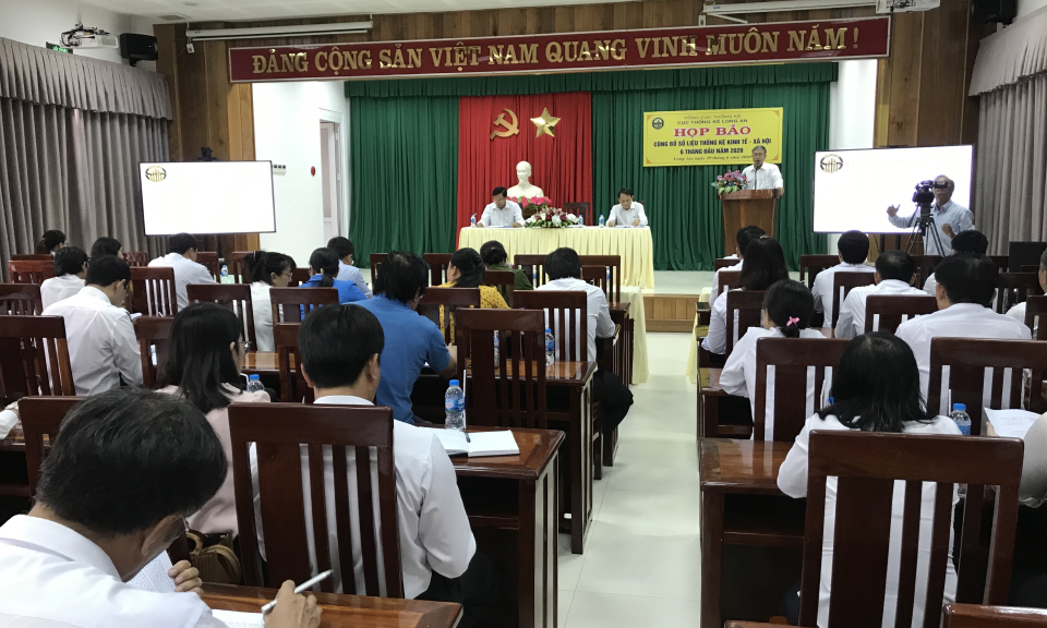 Cục Thống kê Long An công bố số liệu thống kê 6 tháng đầu năm 2020.