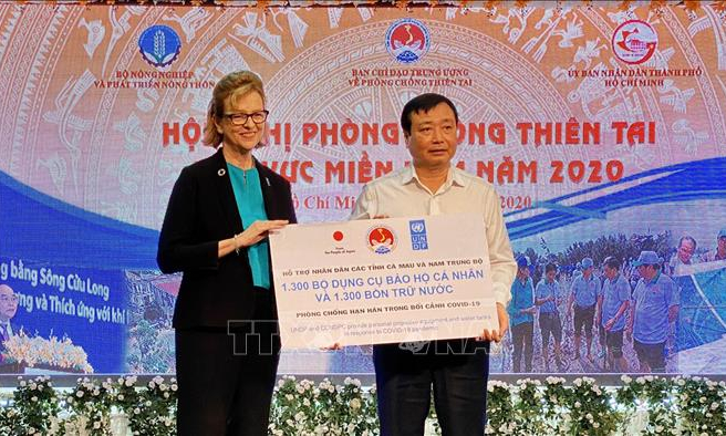 Nhật Bản và UNDP hỗ trợ phòng chống COVID-19 cho các hộ nghèo