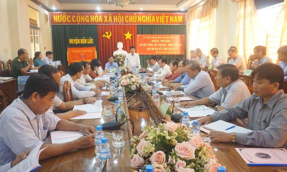 Bến Lức: Sơ kết cụm thi đua số 2 tỉnh Long An
