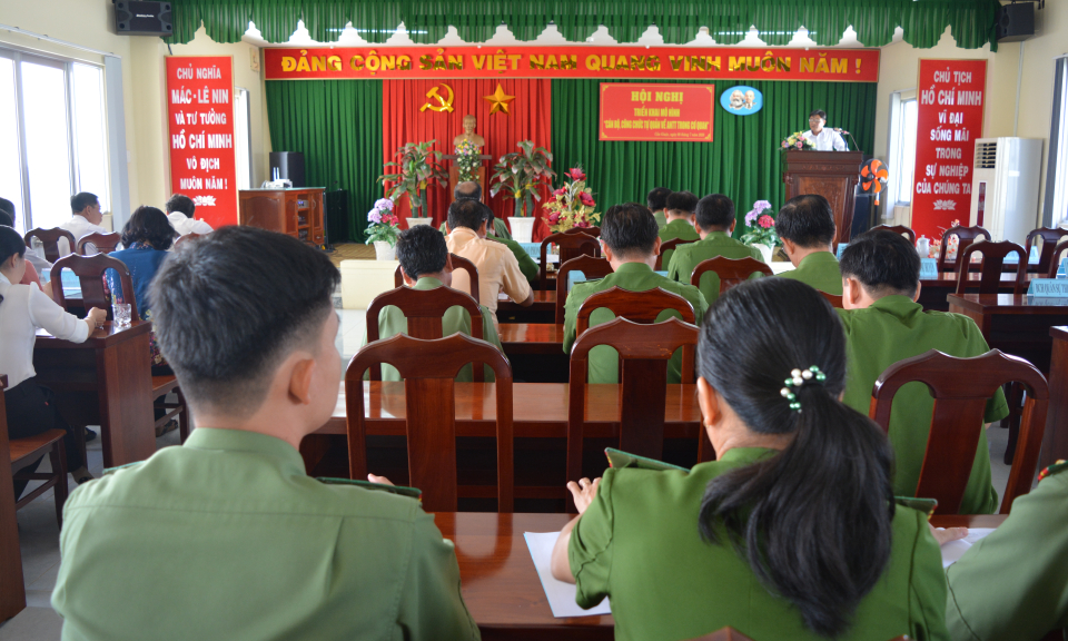 Triển khai mô hình “Cán bộ, công chức tự quản về an ninh trật tự trong cơ quan”