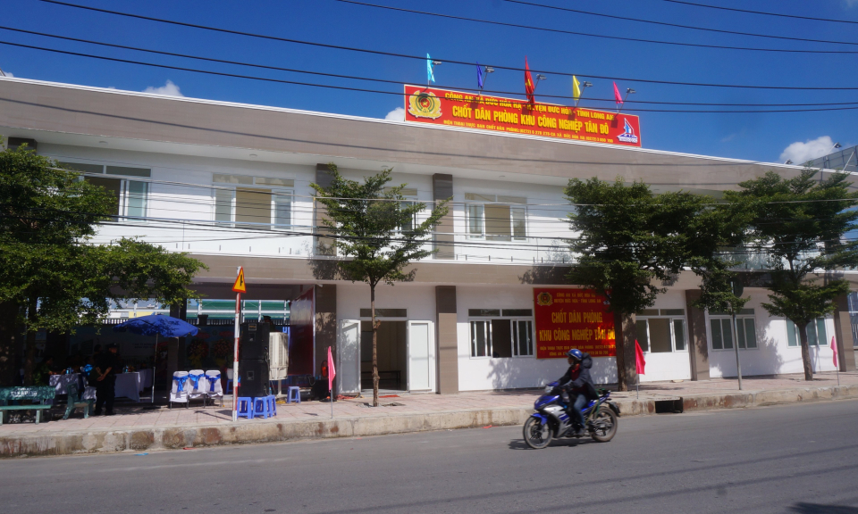Đức Hòa: Lễ ra mắt Chốt dân phòng Khu công nghiệp Tân Đô