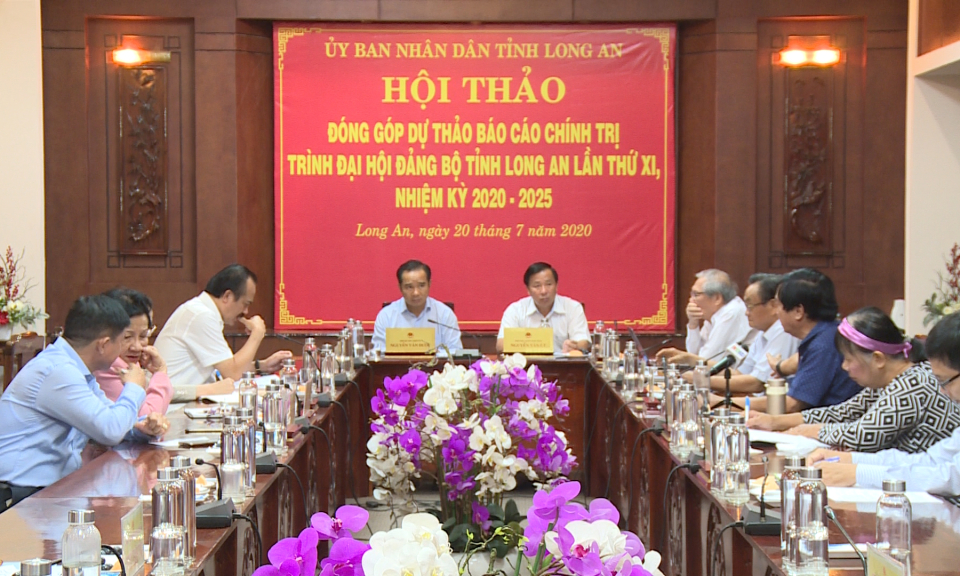 Nhà khoa học, doanh nghiệp đóng góp dự thảo báo cáo chính trị trình Đại hội Đảng bộ tỉnh lần thứ XI