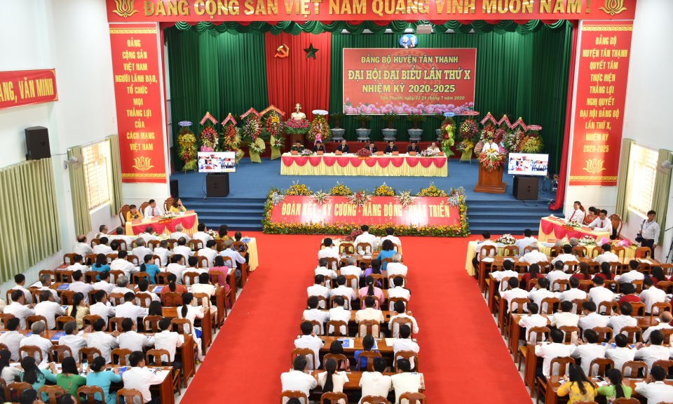 Tân Thạnh: Khai mạc Đại hội đại biểu Đảng bộ huyện lần thứ X, nhiệm kỳ 2020-2025