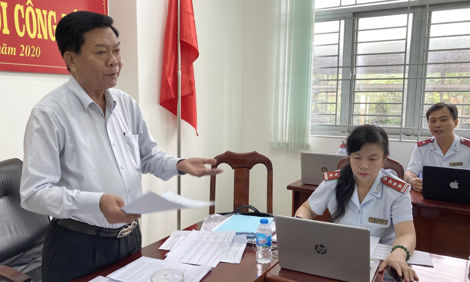 Chủ tịch UBND Tỉnh tiếp công dân khiếu nại về bồi thường, giải phóng mặt bằng.