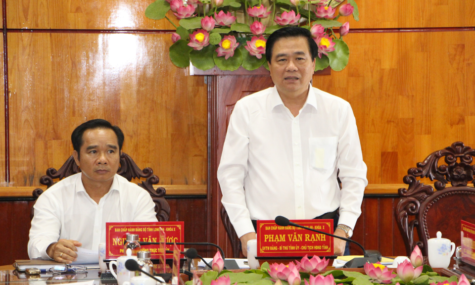 Ban thường vụ Tỉnh ủy làm việc với Ban thường vụ huyện ủy Tân Hưng, Đức Huệ
