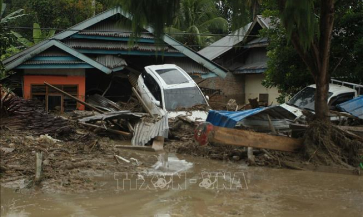 Lũ lụt tại Ấn Độ và Indonesia gây thiệt hại nghiêm trọng