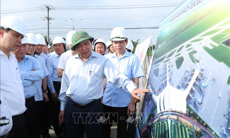 Thủ tướng Nguyễn Xuân Phúc kiểm tra tiến độ Dự án sân bay Long Thành